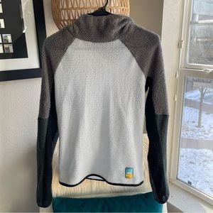 Senchi Designs Alpha Custom Grayscale Color Block Fleece XS EUC